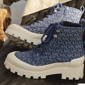 Like new Denim Michael Kors Boots women’s size 9.5